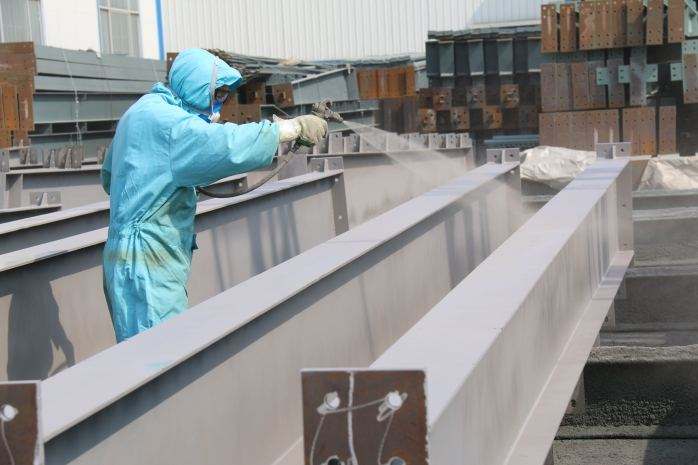 江苏钢结构生产厂家“淮宁钢构”分享：搞好钢结构工程工程施工涂装工作很关键